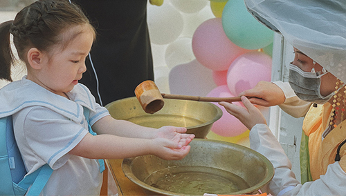 柯桥轻纺城园区幼儿园开学礼